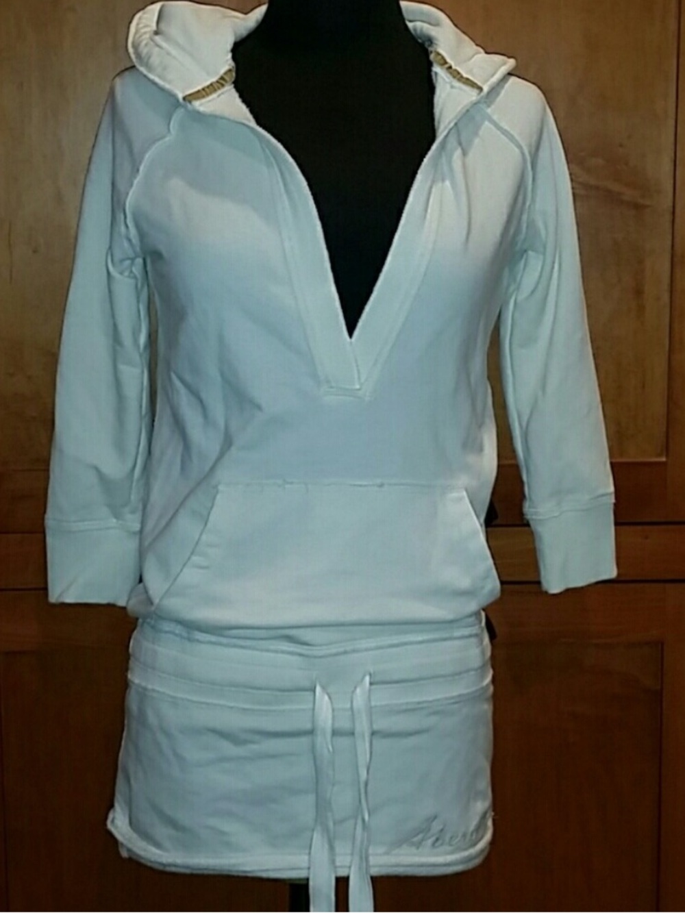 Abercrombie & Fitch Hoodie Sweatshirt Off White Medium